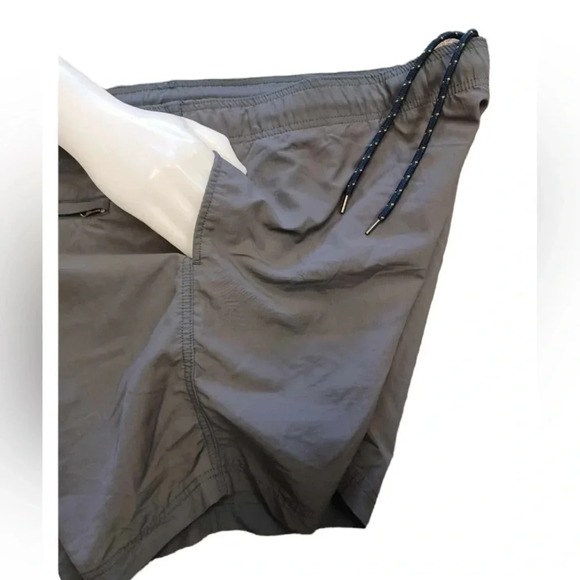 Lands End Grey Lined Swim Shorts Size XXL - Picture 3 of 7